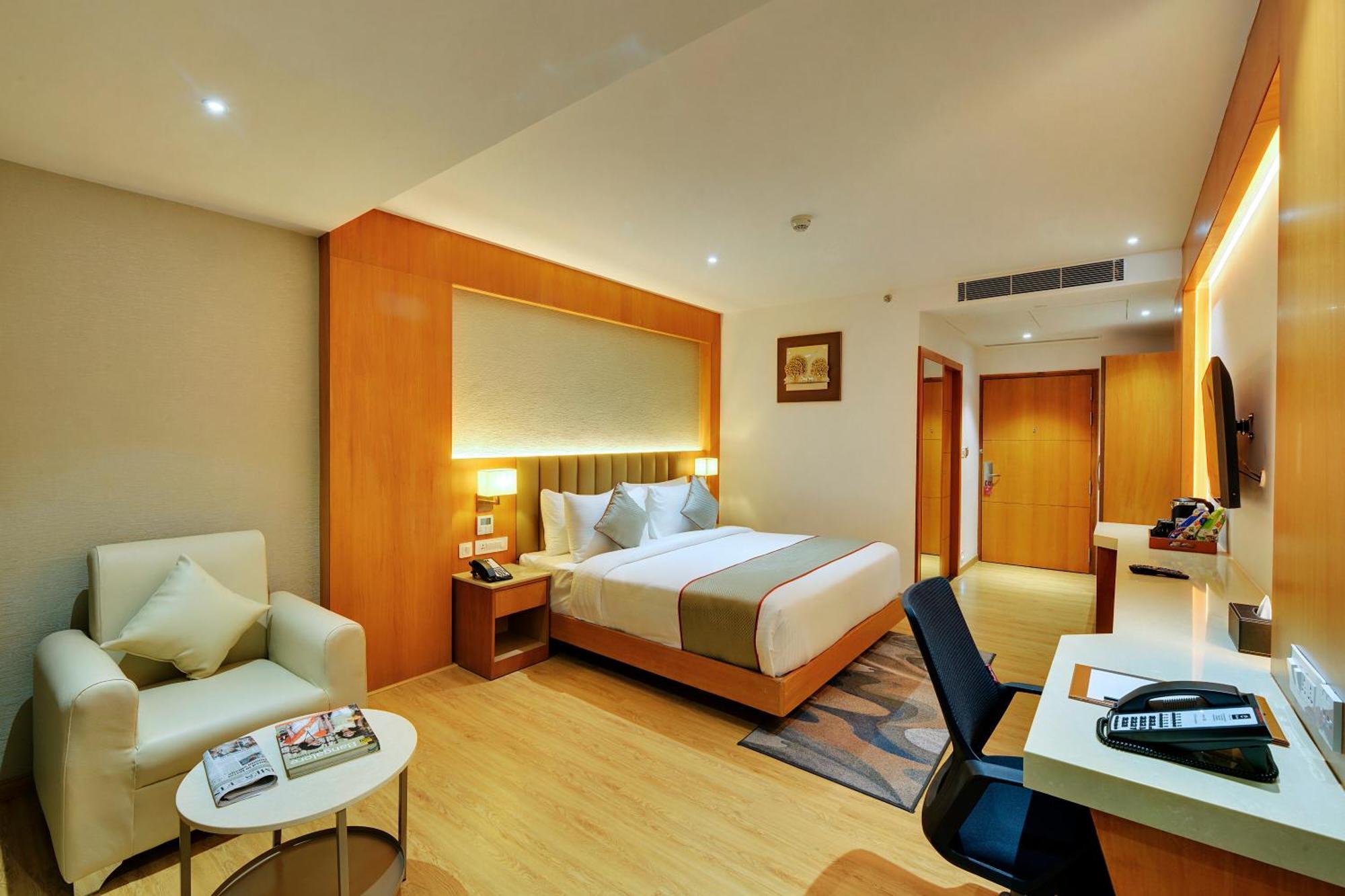 Clarion Hotel Bangalore Yesvantpur Exterior foto
